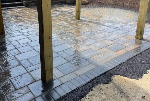 Patio Pavers in Pittsburgh, PA: The Benefits of Using Them and Why You Should Choose American Groundskeeping for Installation