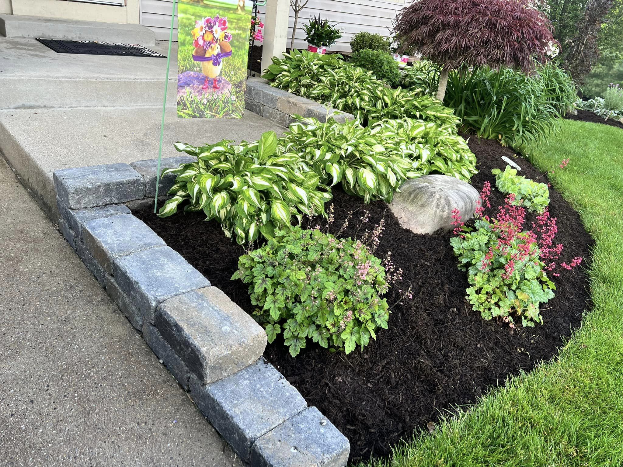How to Create a Low-Maintenance Landscape: Tips and Tricks for Effortless Outdoor Beauty